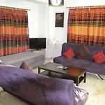 Makronissos Villa *
