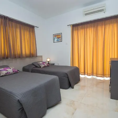 Makronissos * Ayia Napa