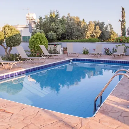 Makronissos Villa