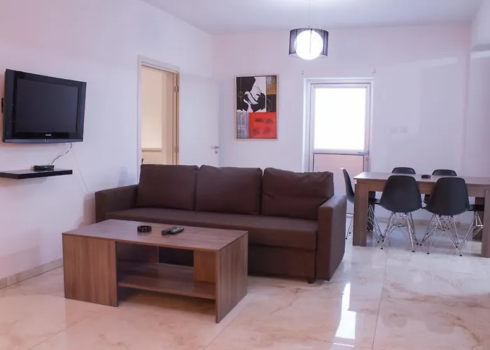 Makronissos 아이아 나파