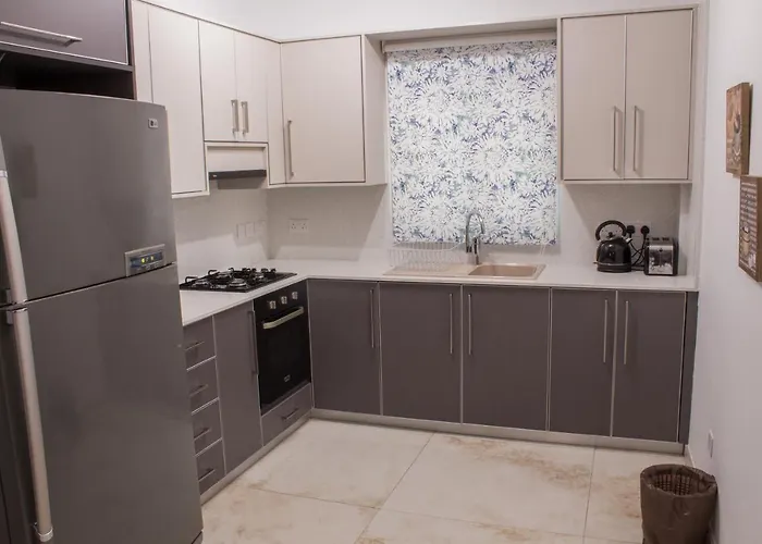 Makronissos 아이아 나파