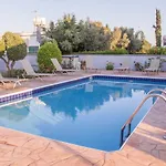 Makronissos Villa